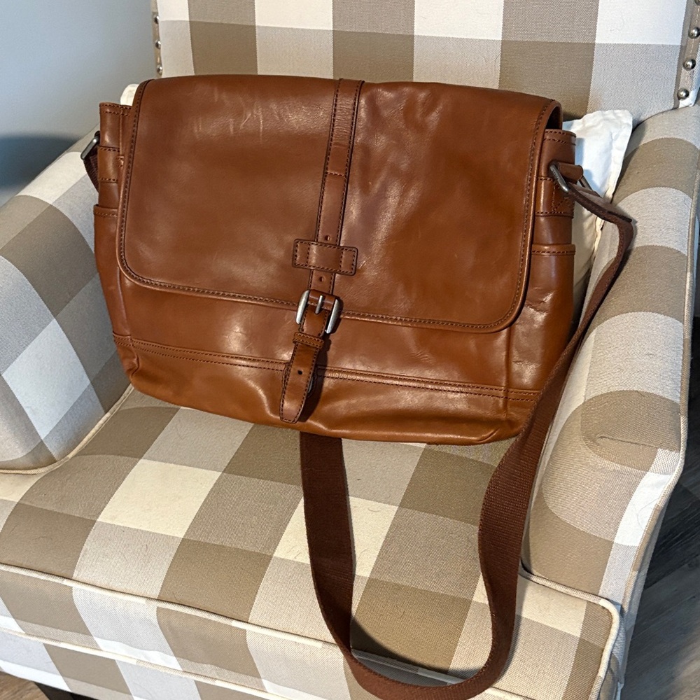 NEW Fossil Brown Leather Satchel
